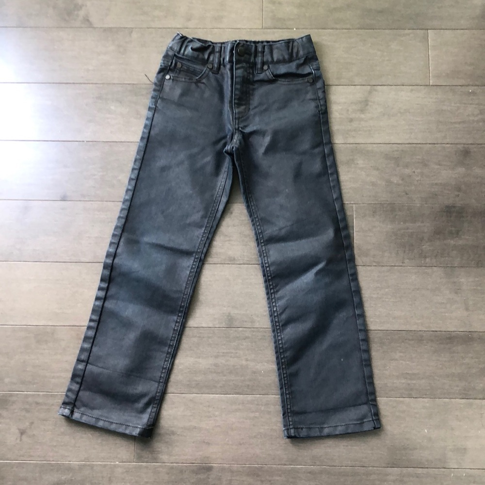 Joes dark denim jeans. Boys size 6yr.